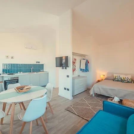 Nacari * Giardini-Naxos